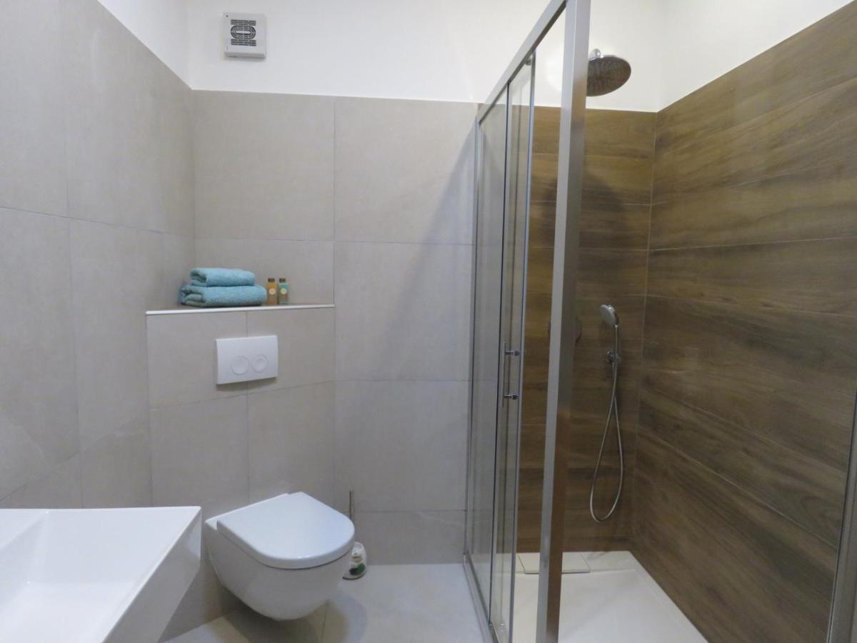 Outdoor Apartment Lina Баньоле Екстер'єр фото